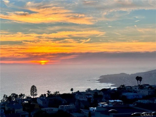 896 Quivera, Laguna Beach, CA 92651