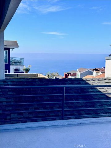 896 Quivera, Laguna Beach, CA 92651
