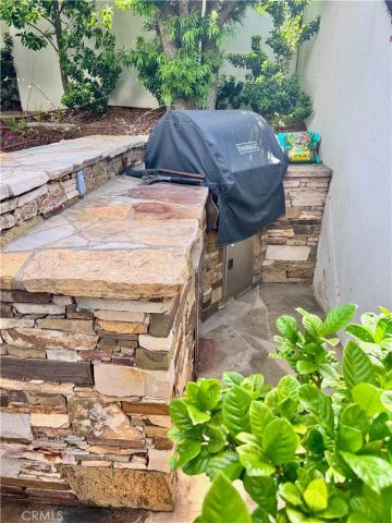 896 Quivera, Laguna Beach, CA 92651