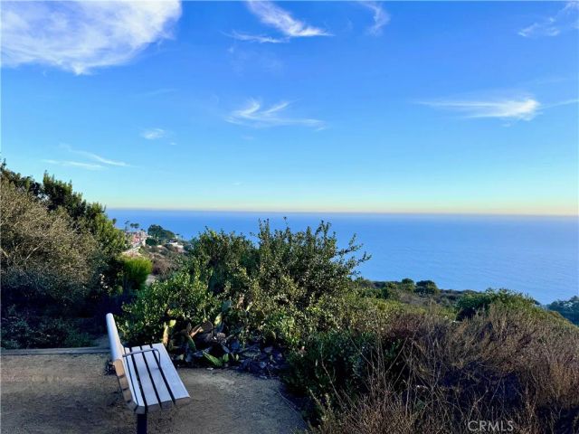 896 Quivera, Laguna Beach, CA 92651