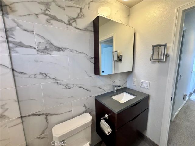 896 Quivera, Laguna Beach, CA 92651