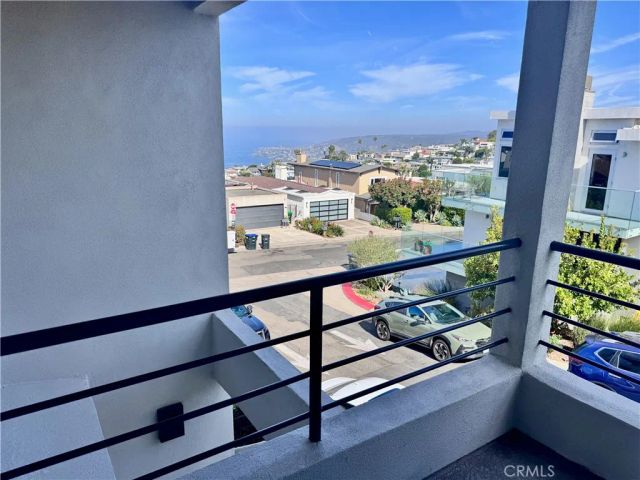 896 Quivera, Laguna Beach, CA 92651