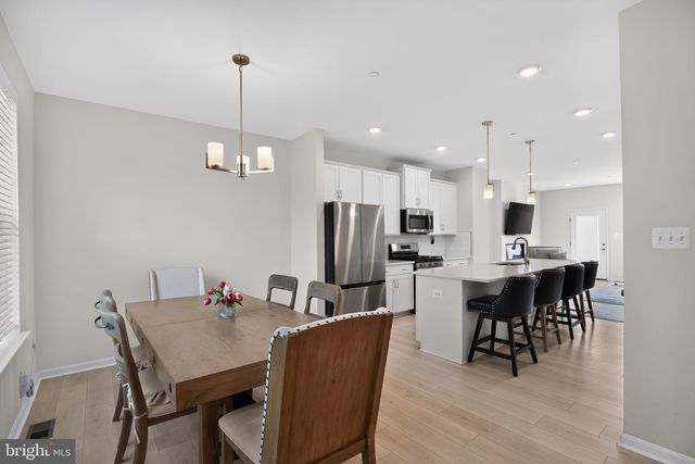 10406 SERENADE LN, Clinton, MD 20735