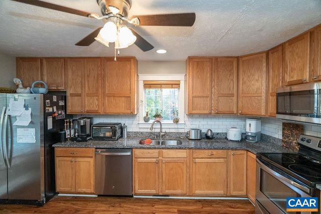 17 HATCHECHUBEE RD, Palmyra, VA 22963