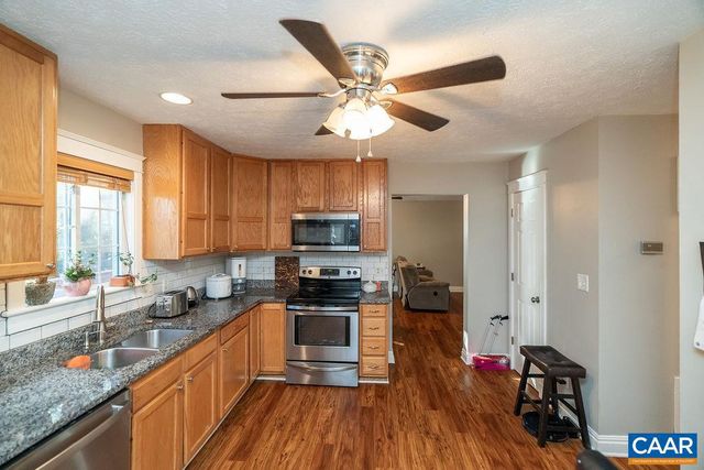 17 HATCHECHUBEE RD, Palmyra, VA 22963