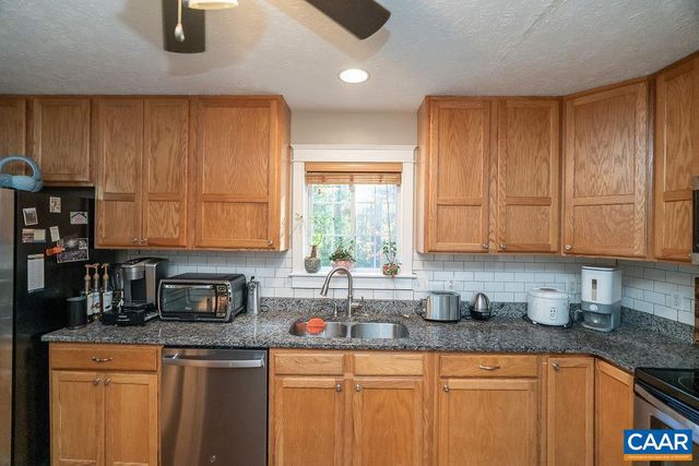 17 HATCHECHUBEE RD, Palmyra, VA 22963