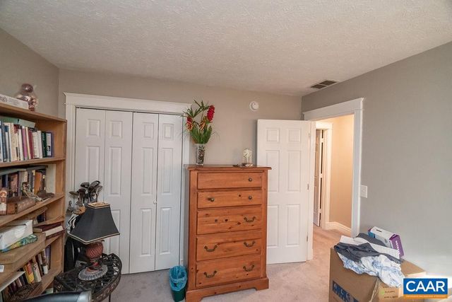 17 HATCHECHUBEE RD, Palmyra, VA 22963