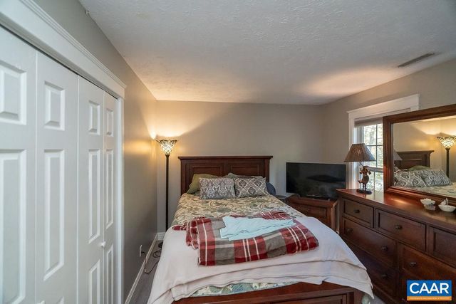 17 HATCHECHUBEE RD, Palmyra, VA 22963