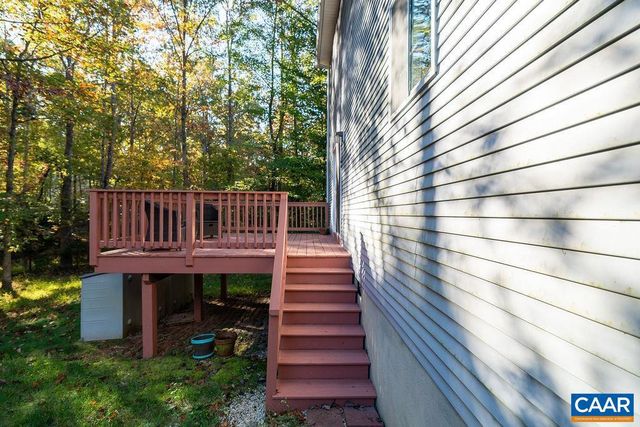 17 HATCHECHUBEE RD, Palmyra, VA 22963