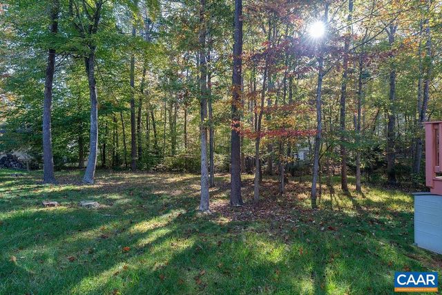17 HATCHECHUBEE RD, Palmyra, VA 22963