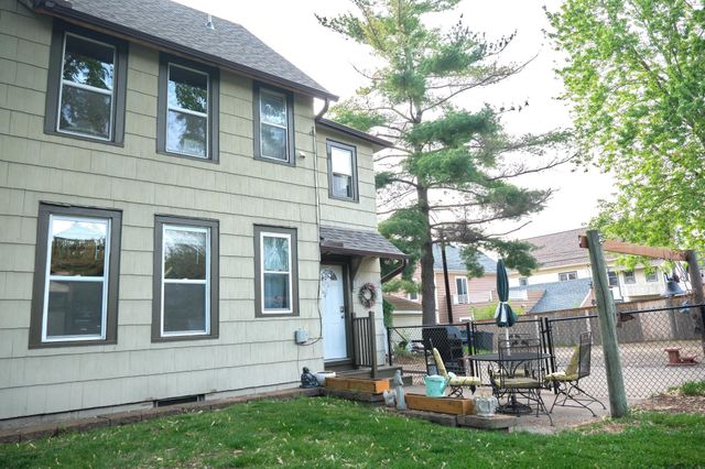 407 19th Avenue NE, Minneapolis, MN 55418