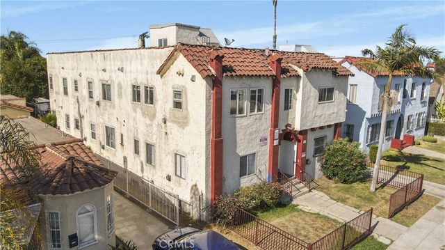1103 W 64th Street, Los Angeles, CA 90044