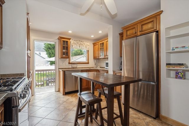 339 Myrtle Ave, Garwood Boro, NJ 07027