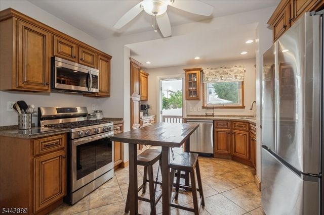 339 Myrtle Ave, Garwood Boro, NJ 07027