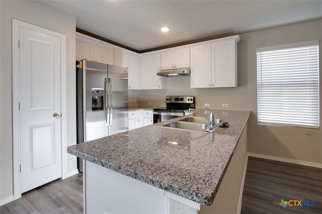 1915 Chiffchaff, New Braunfels, TX 78130