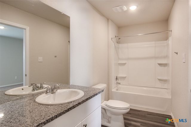 1915 Chiffchaff, New Braunfels, TX 78130