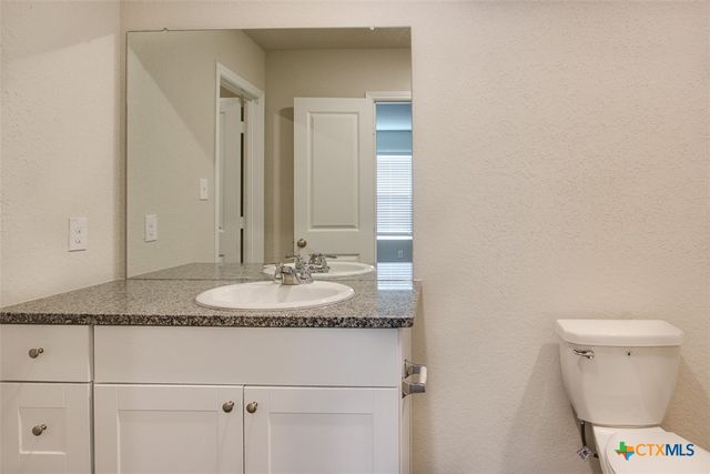 1915 Chiffchaff, New Braunfels, TX 78130