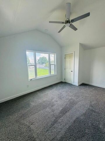 35 Magnolia Avenue, Newark, OH 43055