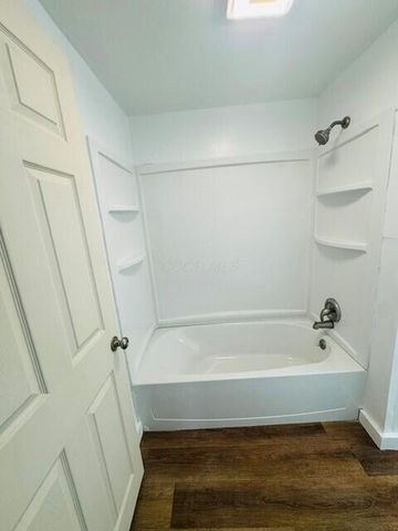 35 Magnolia Avenue, Newark, OH 43055