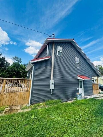 35 Magnolia Avenue, Newark, OH 43055