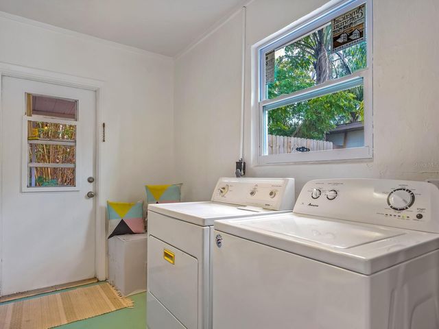 2740 BRUCE LANE, Sarasota, FL 34237