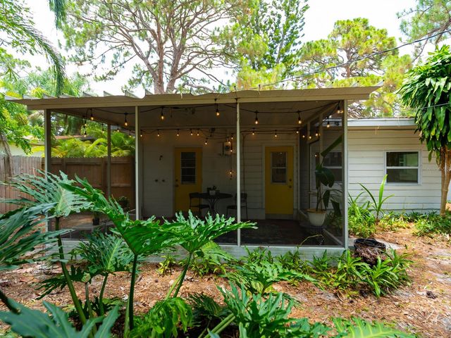 2740 BRUCE LANE, Sarasota, FL 34237