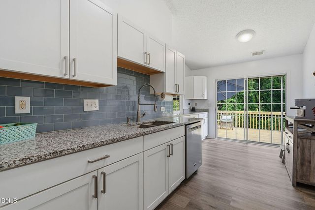 405 Dogwood Creek Place, Fuquay Varina, NC 27526
