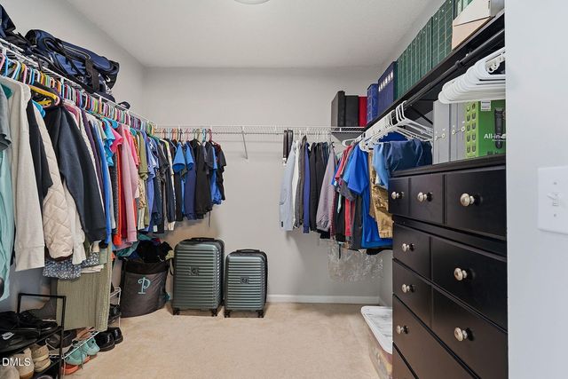 405 Dogwood Creek Place, Fuquay Varina, NC 27526