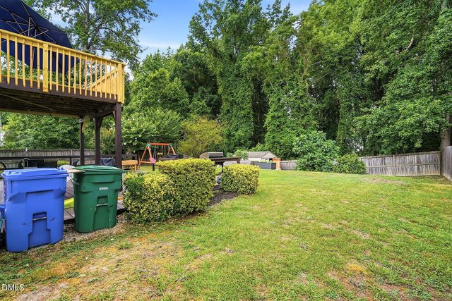 405 Dogwood Creek Place, Fuquay Varina, NC 27526