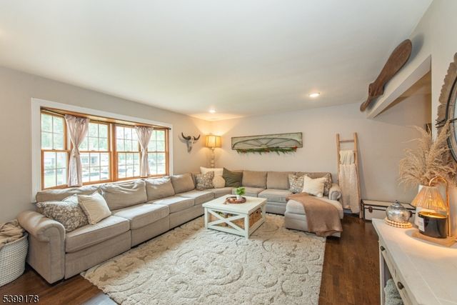 150 College View Dr, Hackettstown Town, NJ 07840