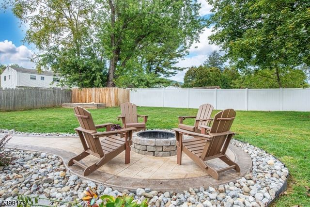 150 College View Dr, Hackettstown Town, NJ 07840