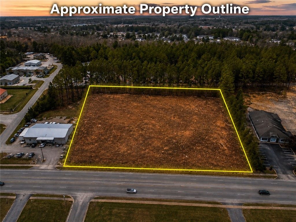821A + 821B Pearman Dairy Road, Anderson, SC 29625
