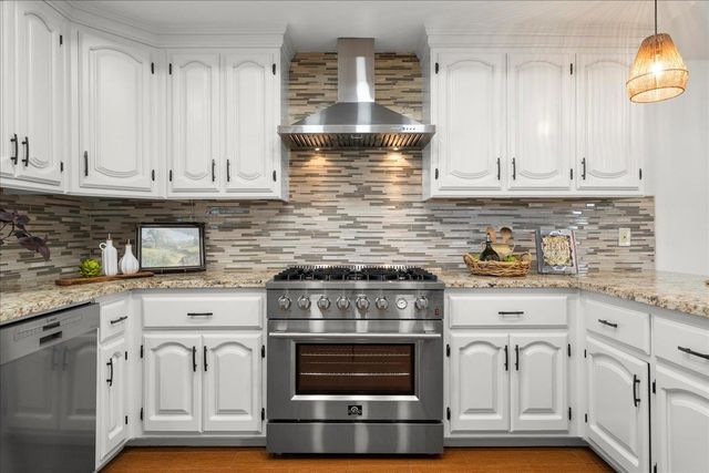 1235 Shamrock Drive, Campbell, CA 95008