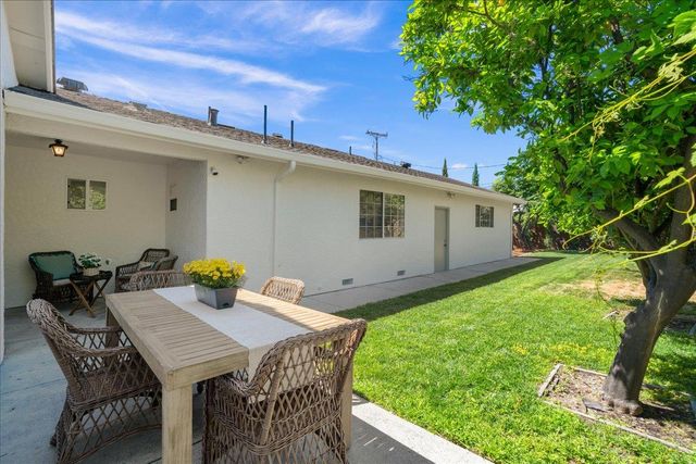 1235 Shamrock Drive, Campbell, CA 95008