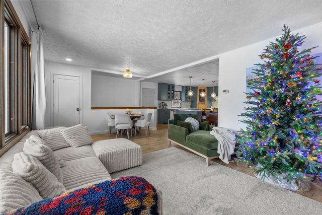 1501 10th St SW, Minot, ND 58701