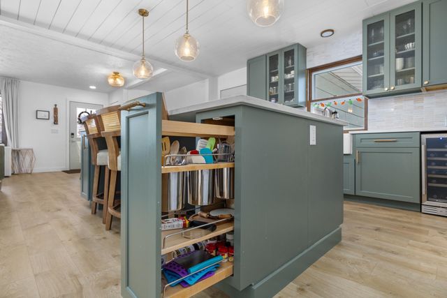 1501 10th St SW, Minot, ND 58701