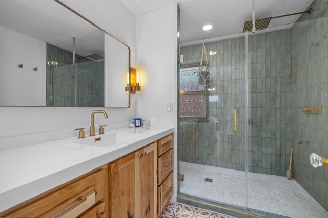 1501 10th St SW, Minot, ND 58701