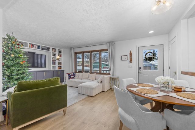 1501 10th St SW, Minot, ND 58701