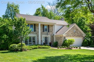 44828 Roundview Drive, Novi, MI 48375