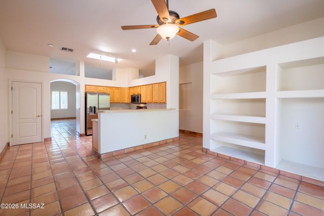 4135 W Coles Wash Lane, Tucson, AZ 85745