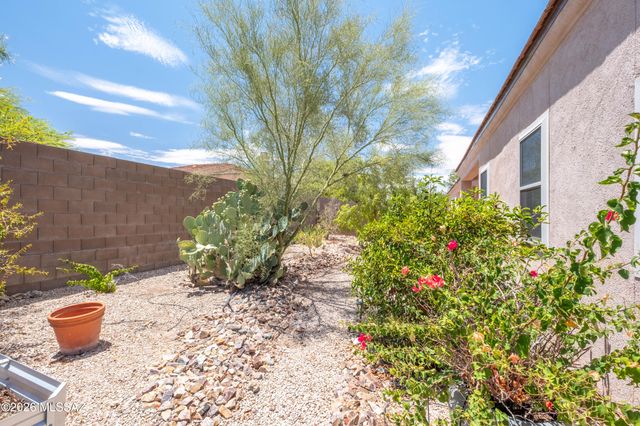 4135 W Coles Wash Lane, Tucson, AZ 85745