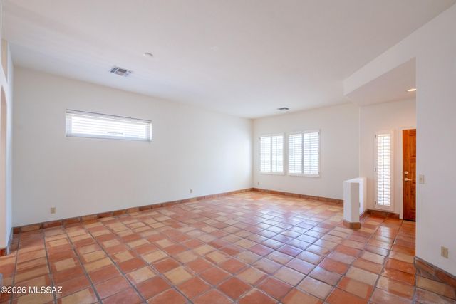 4135 W Coles Wash Lane, Tucson, AZ 85745