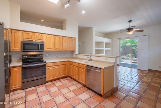 4135 W Coles Wash Lane, Tucson, AZ 85745