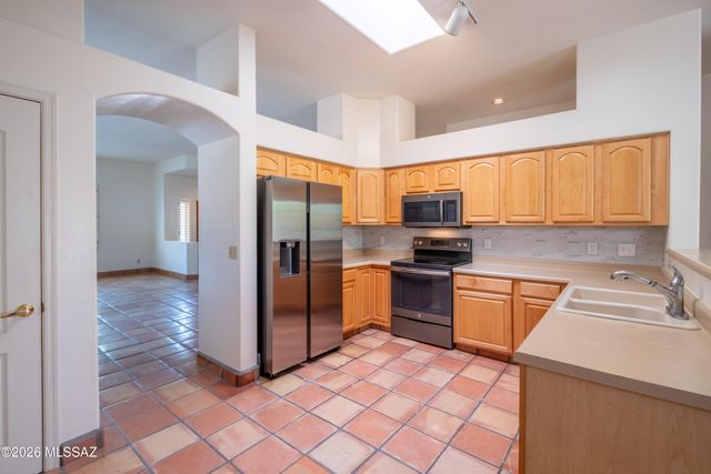4135 W Coles Wash Lane, Tucson, AZ 85745