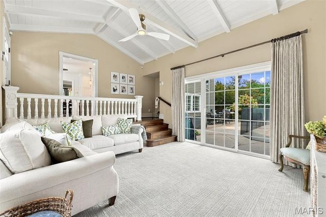 9321 Old Bonhomme Road, Olivette, MO 63132