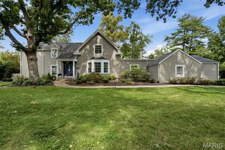 9321 Old Bonhomme Road, Olivette, MO 63132