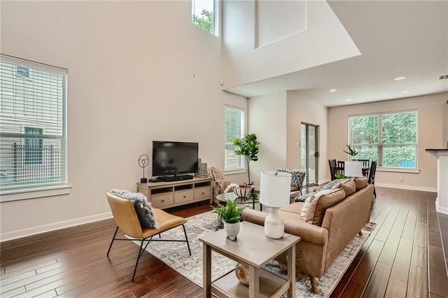 2101 Rivers Edge WAY 19, Austin, TX 78741