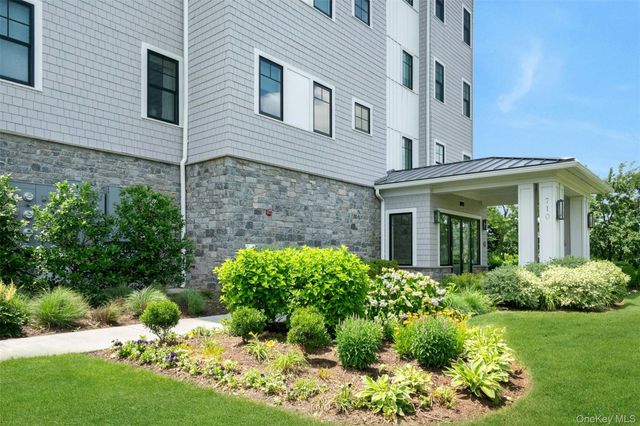 710 Davenport Avenue 8, New Rochelle, NY 10805