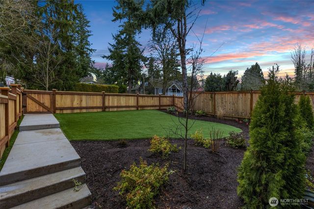 11417 NE 91st Street, Kirkland, WA 98033
