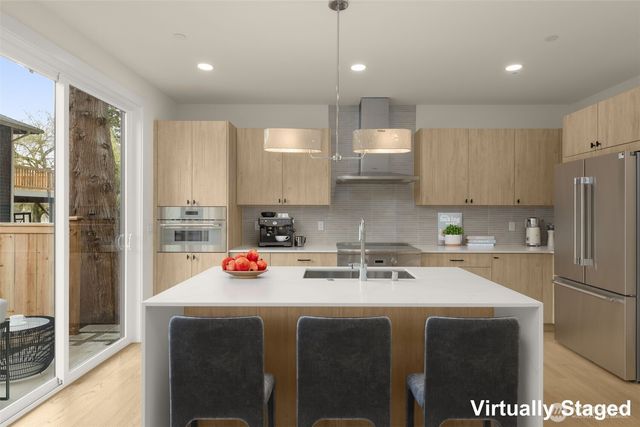 11417 NE 91st Street, Kirkland, WA 98033